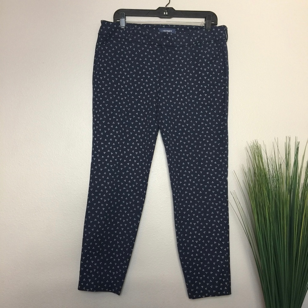 Old Navy Mid-Rise Printed Pixie Ankle Pants